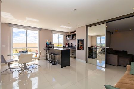 31_photo/94dcfa8e75.ba1c0bc9cbfcae1e-ATLAS-e0118cf6-352e-4749-b848-34ad4794387b.jpg de apartamento à venda com 3 quartos, 179m² em Uberaba, Curitiba