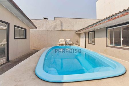 19_photo/94dcfa8fad.1f85094cffd9cdaa-ATLAS-9ed9298d-54cd-49d2-99d9-0629ee1f6036.jpg de casa à venda com 4 quartos, 288m² em Uberaba, Curitiba