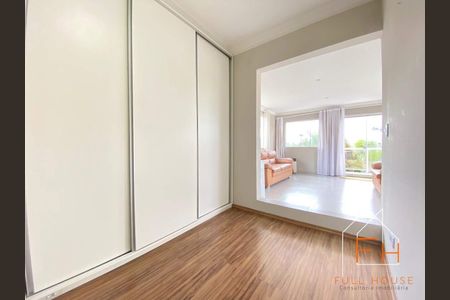 7_photo/94dcfa9013.1f91445b9b5605ea-ATLAS-8d8bfb7f-5c25-4987-9abc-d5fa6571663a.jpg de casa à venda com 4 quartos, 286m² em Uberaba, Curitiba