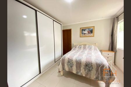 8_photo/94dcfa9013.1f91445b9b5605ea-ATLAS-e63a8f39-90d0-4f29-9ec0-0d0100c14b30.jpg de casa à venda com 4 quartos, 286m² em Uberaba, Curitiba