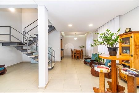 5_photo/94dcfa906d.ac3a195a1812d689-ATLAS-a5895f7f-c6ce-4777-a4bd-ed8b0977e46d.jpg de casa à venda com 4 quartos, 216m² em Uberaba, Curitiba