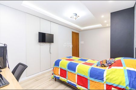 43_photo/94dcfa906d.ac3a195a1812d689-ATLAS-c44f26cb-da34-47f6-a8a7-5b27f3e20b18.jpg de casa à venda com 4 quartos, 216m² em Uberaba, Curitiba