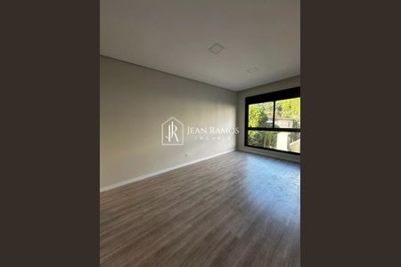 7_photo/94dcfa9117.0f81dd1a9a4f6ffb-ATLAS-73401a99-2cea-470e-bb75-05c3b4a354d6.jpg de casa à venda com 3 quartos, 104m² em Uberaba, Curitiba