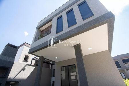 6_photo/94dcfa9117.0f81dd1a9a4f6ffb-ATLAS-a5f0d4aa-4162-4747-9666-8e6da7edabcb.jpg de casa à venda com 3 quartos, 104m² em Uberaba, Curitiba