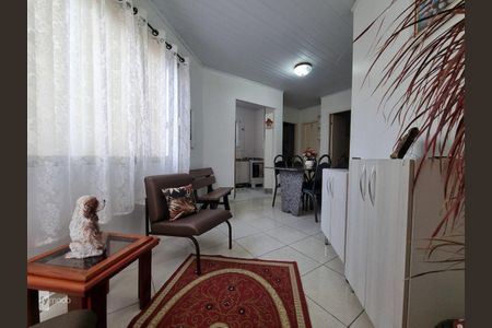 10_photo/94dcfa91e9.0f81dd1a9a4f6ffb-ATLAS-bac89232-0464-4da2-9ea1-d5727b34ac7b.jpg de casa à venda com 3 quartos, 52m² em Uberaba, Curitiba