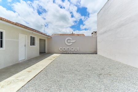 4_photo/94dcfa9245.72f38772c60cc7a0-ATLAS-0c49dca3-f611-46bb-8491-e9a73caf6077.jpg de casa à venda com 3 quartos, 106m² em Uberaba, Curitiba