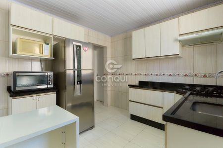 8_photo/94dcfa9245.72f38772c60cc7a0-ATLAS-7dc2f50e-4bd3-41d9-9bf9-66c825563b5f.jpg de casa à venda com 3 quartos, 106m² em Uberaba, Curitiba