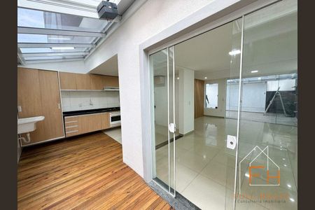 12_photo/94dcfa93dd.0e5883cd31689f99-ATLAS-9dc4aa91-b8c8-4e1a-b00b-c9d0316812fc.jpg de casa à venda com 3 quartos, 110m² em Uberaba, Curitiba