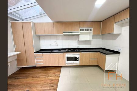 8_photo/94dcfa93dd.0e5883cd31689f99-ATLAS-a683102f-6c19-4e5d-8bf1-e7cb3da07ea2.jpg de casa à venda com 3 quartos, 110m² em Uberaba, Curitiba