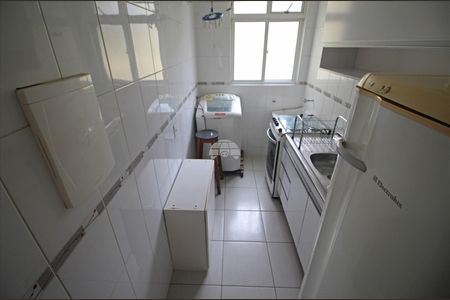 10_photo/94dcfa9421.8223bf2b093a1331-ATLAS-75f4eba0-e15e-4b10-b3d1-443af10505cf.jpg de apartamento para alugar com 2 quartos, 43m² em Uberaba, Curitiba