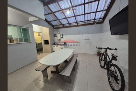 37_photo/94dcfa9461.5cacb5cd1a05b02e-ATLAS-860b38e9-e0ed-4698-bb31-abb9e5894920.jpg de casa à venda com 3 quartos, 110m² em Uberaba, Curitiba