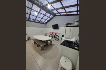 34_photo/94dcfa9461.5cacb5cd1a05b02e-ATLAS-d22eca70-d8b7-4678-9a3d-83eb2bf2ce4b.jpg de casa à venda com 3 quartos, 110m² em Uberaba, Curitiba