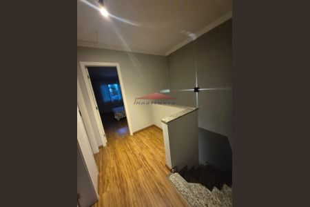 21_photo/94dcfa9461.5cacb5cd1a05b02e-ATLAS-ea7e8812-7e67-4039-aaba-a709cbf187cf.jpg de casa à venda com 3 quartos, 110m² em Uberaba, Curitiba