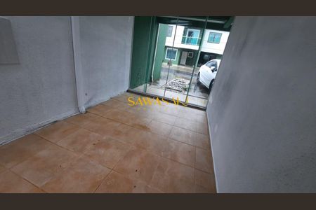 13_photo/94dcfa9461.c2ce78e4bcc10ecd-ATLAS-bd4e016d-88e8-4216-baa4-72eaaff36a72.jpg de casa à venda com 3 quartos, 90m² em Uberaba, Curitiba