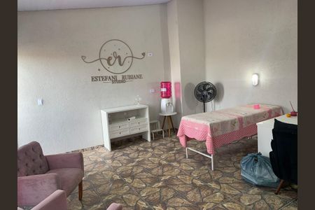 2_photo/94dcfa948f.b760bf5d8bb46efe-ATLAS-0916be58-e093-4c8c-abe5-107d09e29d68.jpg de casa à venda com 4 quartos, 275m² em Uberaba, Curitiba