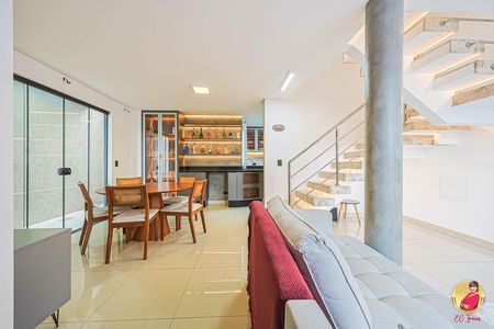 12_photo/94dcfa94e3.a9ad82c0a29b9a19-ATLAS-3e74d7f8-165f-4e10-82bd-a54ae97cd864.jpg de casa à venda com 3 quartos, 123m² em Uberaba, Curitiba