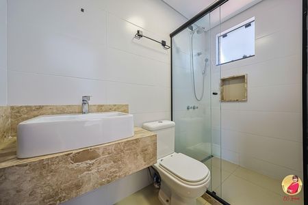 20_photo/94dcfa94e3.a9ad82c0a29b9a19-ATLAS-bae0ad7c-28d0-4bef-893f-5f7a761b59de.jpg de casa à venda com 3 quartos, 123m² em Uberaba, Curitiba