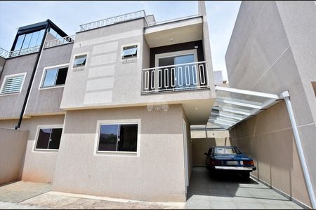 4_photo/94dcfa952b.5955ad7459482dc1-ATLAS-ec37beb9-e4e9-42ac-bafa-b21706a1f670.jpg de casa à venda com 3 quartos, 129m² em Uberaba, Curitiba