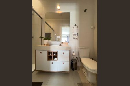 17_photo/94dcfa9599.04c16ff0d284adb7-ATLAS-baca8afb-5b8e-4d57-a485-28262e5729b1.jpg de casa à venda com 3 quartos, 160m² em Uberaba, Curitiba