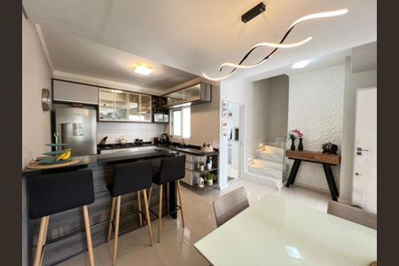 2_photo/94dcfa9599.04c16ff0d284adb7-ATLAS-c18d5efc-b426-4da7-8be7-4cb1315d8593.jpg de casa à venda com 3 quartos, 160m² em Uberaba, Curitiba