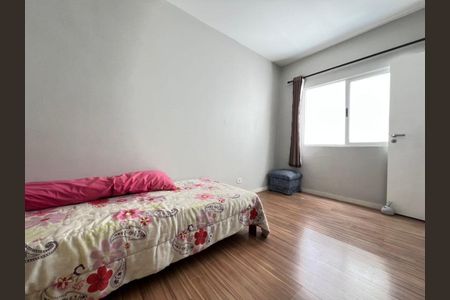 37_photo/94dcfa9599.04c16ff0d284adb7-ATLAS-ece642f9-df5e-4595-b05f-cc07bb2bf3c8.jpg de casa à venda com 3 quartos, 160m² em Uberaba, Curitiba