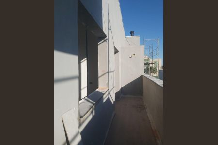 6_photo/94dcfa959f.2674d71860f65e99-ATLAS-c8a5d007-4a29-4fc4-ba17-d2a8f8e1342e.jpg de apartamento para alugar com 2 quartos, 60m² em Uberaba, Curitiba