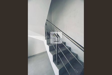 6_photo/94dcfa95a7.cbac4b0532efd0a4-ATLAS-2c1f54ed-3bfb-4de3-8a1f-01e2b6307122.jpg de casa à venda com 3 quartos, 191m² em Uberaba, Curitiba