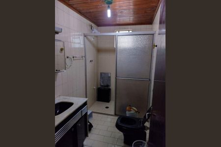 2_photo/94dcfa95d9.59abdc00308a7dc6-ATLAS-08b3caa4-9065-4c4c-a4d2-ebc30384e933.jpg de casa à venda com 4 quartos, 172m² em Uberaba, Curitiba