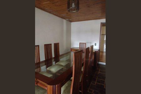 2_photo/94dcfa95d9.59abdc00308a7dc6-ATLAS-c0236f28-e18e-4339-b3a7-19276838f7bc.jpg de casa à venda com 4 quartos, 172m² em Uberaba, Curitiba