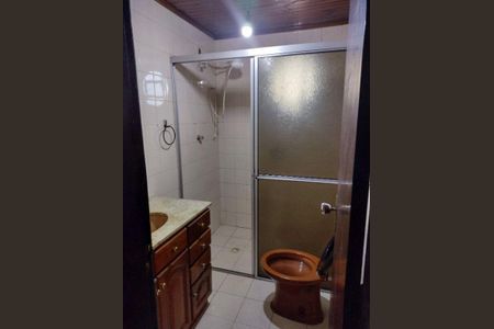 7_photo/94dcfa95d9.59abdc00308a7dc6-ATLAS-ec7f51b7-ef8a-44a0-b9bc-a8c8e3466cf5.jpg de casa à venda com 4 quartos, 172m² em Uberaba, Curitiba