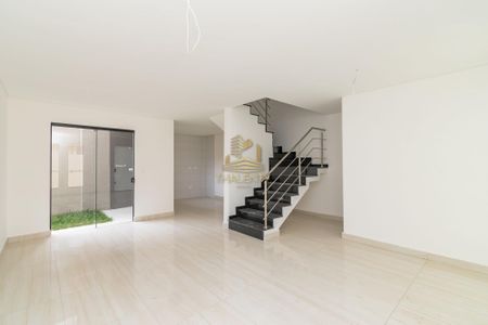 1_photo/94dcfa9661.c06c3c5dbfc3661b-ATLAS-065001e2-0a9a-4f2e-b536-0e417e2814a9.jpg de casa à venda com 3 quartos, 140m² em Uberaba, Curitiba