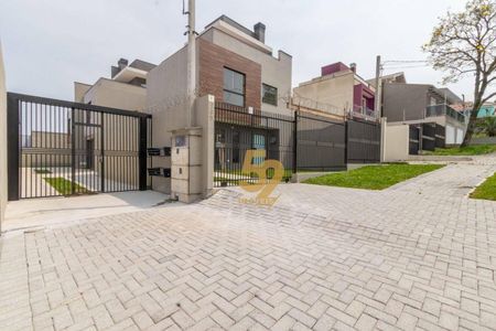 7_photo/94dcfa9663.8493b60646b99225-ATLAS-2287f963-e415-4bb4-8d57-bd0827b4146f.jpg de casa à venda com 3 quartos, 110m² em Uberaba, Curitiba