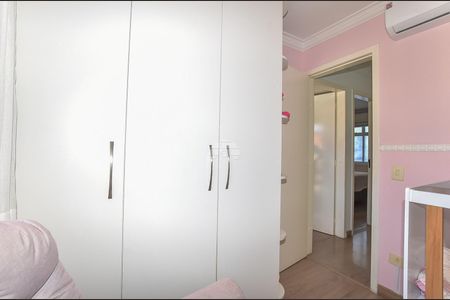 4_photo/94dcfa968b.977ec074c0675bed-ATLAS-1bfde91b-6c4d-4b12-8b2c-3ea47c4b6d20.jpg de casa à venda com 3 quartos, 84m² em Uberaba, Curitiba