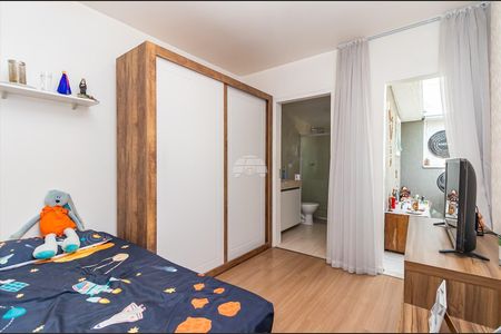 37_photo/94dcfa9691.d064f87ba2f4a60c-ATLAS-0570d78c-7f2e-4d0d-b74f-cd53c9edd67c.jpg de casa à venda com 3 quartos, 135m² em Uberaba, Curitiba