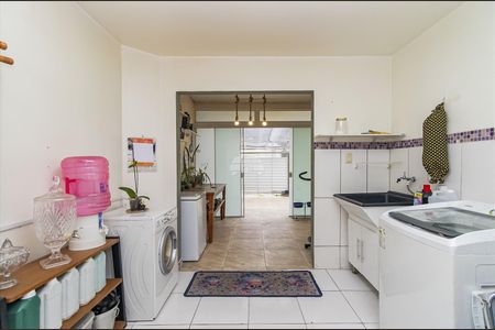 26_photo/94dcfa9691.d064f87ba2f4a60c-ATLAS-e8b6c636-7639-43c7-8492-6490e541df92.jpg de casa à venda com 3 quartos, 135m² em Uberaba, Curitiba