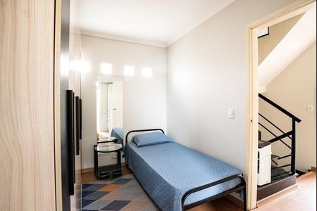 8_photo/94dcfa96b9.0ab48b55ce22f00a-ATLAS-9de25e79-767d-4fa1-a70d-ab2bad371683.jpg de casa à venda com 3 quartos, 90m² em Uberaba, Curitiba