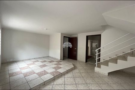 6_photo/94dcfa96b9.bbb80cd6f6629614-ATLAS-05e3ece4-e5da-444d-b73c-d0e7192fc36f.jpg de casa para alugar com 3 quartos, 101m² em Uberaba, Curitiba