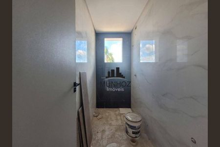 23_photo/94dcfa96d9.ad3acc9b0d20ce68-ATLAS-83b2f0d9-cfb6-49f4-b144-3ee841f84391.jpg de casa à venda com 3 quartos, 112m² em Uberaba, Curitiba