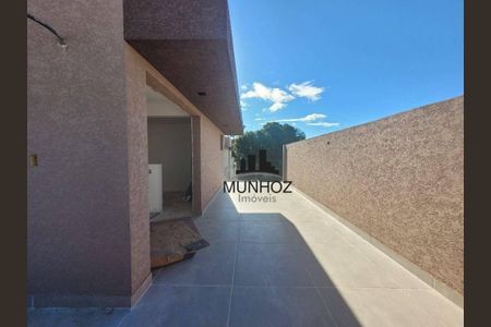 32_photo/94dcfa96d9.ad3acc9b0d20ce68-ATLAS-c8a0ce8e-26b4-48bd-8351-5e78db562545.jpg de casa à venda com 3 quartos, 112m² em Uberaba, Curitiba