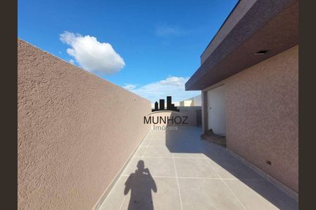 37_photo/94dcfa96d9.ad3acc9b0d20ce68-ATLAS-df059684-2d21-4f42-a376-20cd657f70f8.jpg de casa à venda com 3 quartos, 112m² em Uberaba, Curitiba