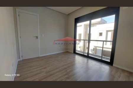 17_photo/94dcfa96d9.c06c3c5dbfc3661b-ATLAS-dafff511-da97-4395-ae94-bb0a25970ae8.jpg de casa à venda com 3 quartos, 95m² em Uberaba, Curitiba