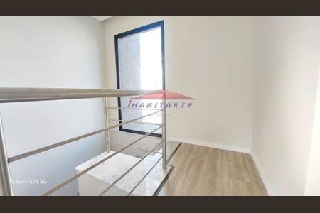 10_photo/94dcfa96d9.c06c3c5dbfc3661b-ATLAS-db2de84d-b507-45ff-aa66-11d701c9eb60.jpg de casa à venda com 3 quartos, 95m² em Uberaba, Curitiba