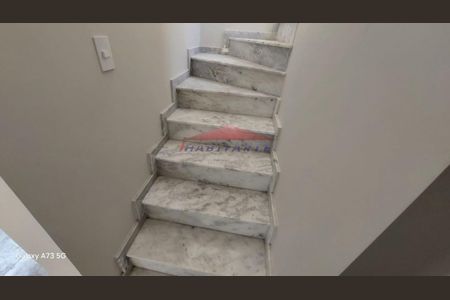 9_photo/94dcfa96d9.c06c3c5dbfc3661b-ATLAS-f31795aa-5e6d-470d-b9c8-5363bc226c97.jpg de casa à venda com 3 quartos, 95m² em Uberaba, Curitiba