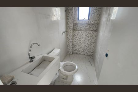 2_photo/94dcfa96e9.659d7f3f71f48841-ATLAS-32a66d58-d32b-413e-9cd1-1ff27955afda.jpg de casa à venda com 3 quartos, 130m² em Uberaba, Curitiba