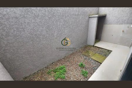 5_photo/94dcfa96e9.659d7f3f71f48841-ATLAS-75cac87c-b890-40a5-84e5-c71f88a55ba6.jpg de casa à venda com 3 quartos, 132m² em Uberaba, Curitiba