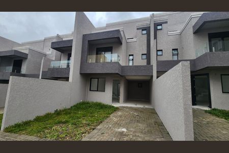 6_photo/94dcfa96e9.659d7f3f71f48841-ATLAS-77cddea0-2a92-43e3-8b4a-333902ca5cbe.jpg de casa à venda com 3 quartos, 130m² em Uberaba, Curitiba