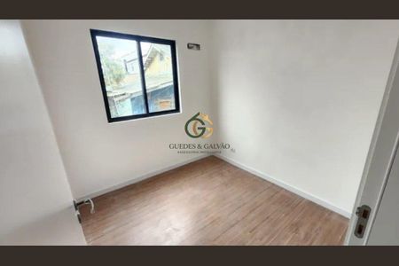 8_photo/94dcfa96e9.659d7f3f71f48841-ATLAS-b597a5a9-f442-4e03-a529-be7d6d0526cd.jpg de casa à venda com 3 quartos, 132m² em Uberaba, Curitiba