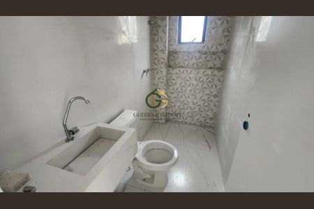 13_photo/94dcfa96e9.659d7f3f71f48841-ATLAS-d3e542b1-0ee0-49ae-a70d-3b53250d1c13.jpg de casa à venda com 3 quartos, 132m² em Uberaba, Curitiba