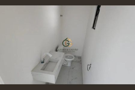 3_photo/94dcfa96e9.659d7f3f71f48841-ATLAS-d9b31e37-9c09-4b30-9e89-93f5813a3fee.jpg de casa à venda com 3 quartos, 132m² em Uberaba, Curitiba