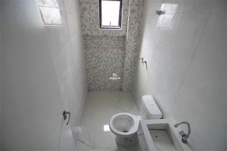 9_photo/94dcfa96e9.9cfabea76bbe0c99-ATLAS-4bb24a79-1600-4051-8018-d099e20f5bf0.jpg de casa à venda com 3 quartos, 105m² em Uberaba, Curitiba